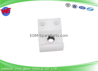 A290-8119-X692 Chuck 14*10*4.6MM Fanuc Wire EDM Finger AWT EDM części zamiennych