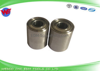 M493 X261D421H01 DU95000 Zestaw rolek dociskowych Mitsubishi EDM Parts Ř 18 X Ř10 X 21 mm