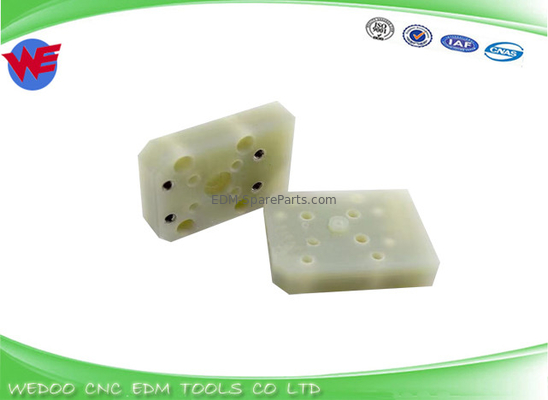 F322 Płytka izolacyjna dolnego bloku odrzutowego Fanuc EDM Części 56x40x13 A290-8119-X764