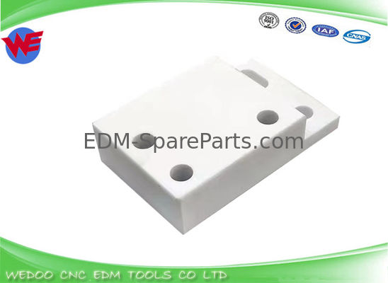 SPM303  SPM Maszyny do elektrodrążenia drutowego Górna płyta izolacyjna 74x46x22mm