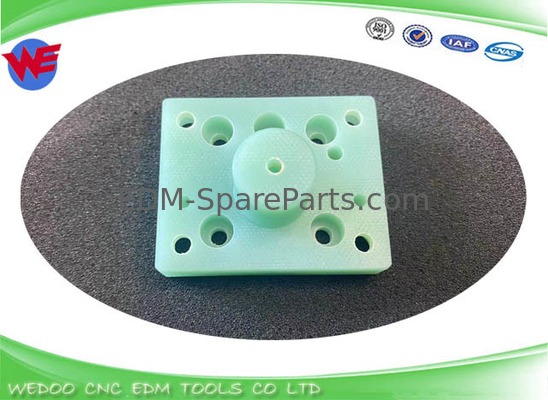 A290-8130-X763 Fanuc Izolator EDM Części dolnego bloku odrzutowego 54*43*10*26MM serii a-B