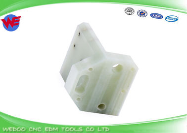 F308 Części Fanuc EDM Płytka izolacyjna A290-8110-X761 Podstawa przewodnika dolnej pozycji