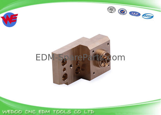 X182B995H02 X182B684H01 M607 Uchwyt prowadnicy matrycy dolnej pozycji Mitsubishi