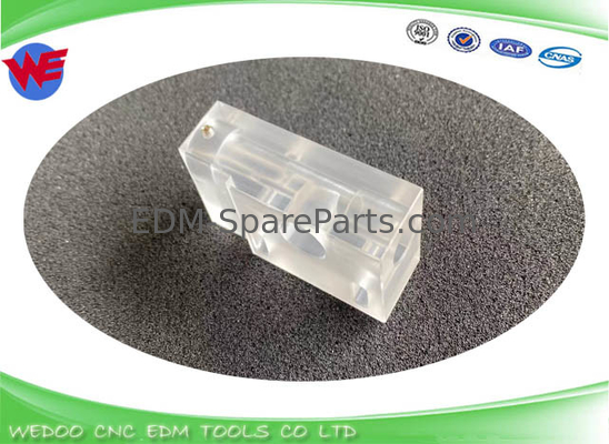 A290-8119-X393 Blok przewodu drutu paszowego polikarbonatu 33.5*21*62 Do części Fanuc EDM