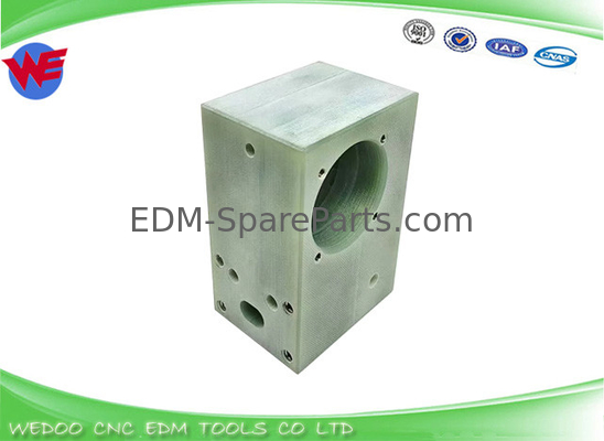 20EC090A101=2 Głowa izolacyjna Blok płyty maszynowej Makino EDM 120*80*65mm