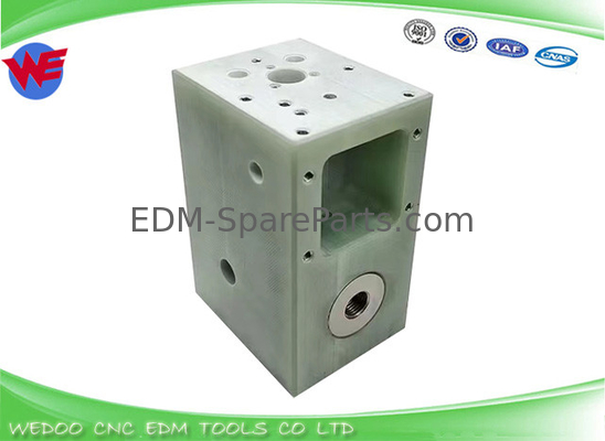 20EC090A101=2 Głowa izolacyjna Blok płyty maszynowej Makino EDM 120*80*65mm