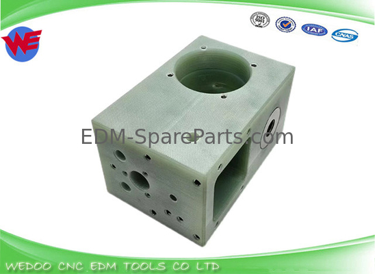 20EC090A101=2 Głowa izolacyjna Blok płyty maszynowej Makino EDM 120*80*65mm