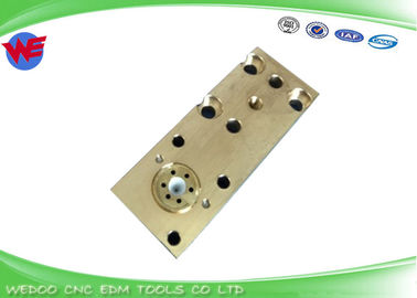 DCH9400 EDM Części X055C630G54 Dolny posiadacz matri Mitsubishi DBG4900 X262D527H01