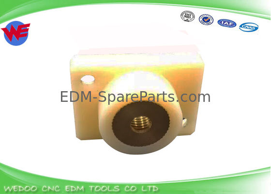 X055C081G53 DT39800 Uchwyt prowadnicy dolnej matrycy materiały eksploatacyjne do drążenia drutowego Mitsubishi