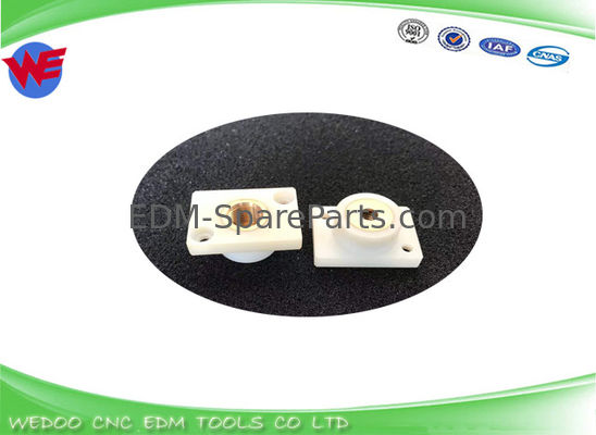 X055C081G53 DT39800 Uchwyt prowadnicy dolnej matrycy materiały eksploatacyjne do drążenia drutowego Mitsubishi